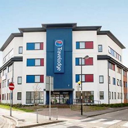 Travelodge Woking Central Exterior foto